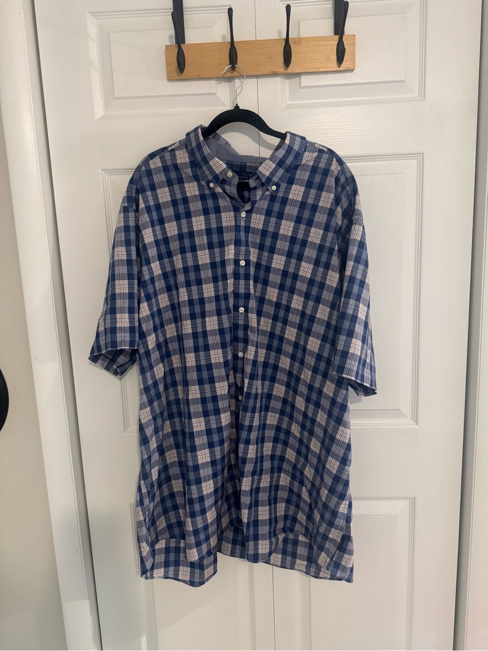 Men’s Nautica Blue and White Plaid Short-Sleeve Button-Down Shirt 4X